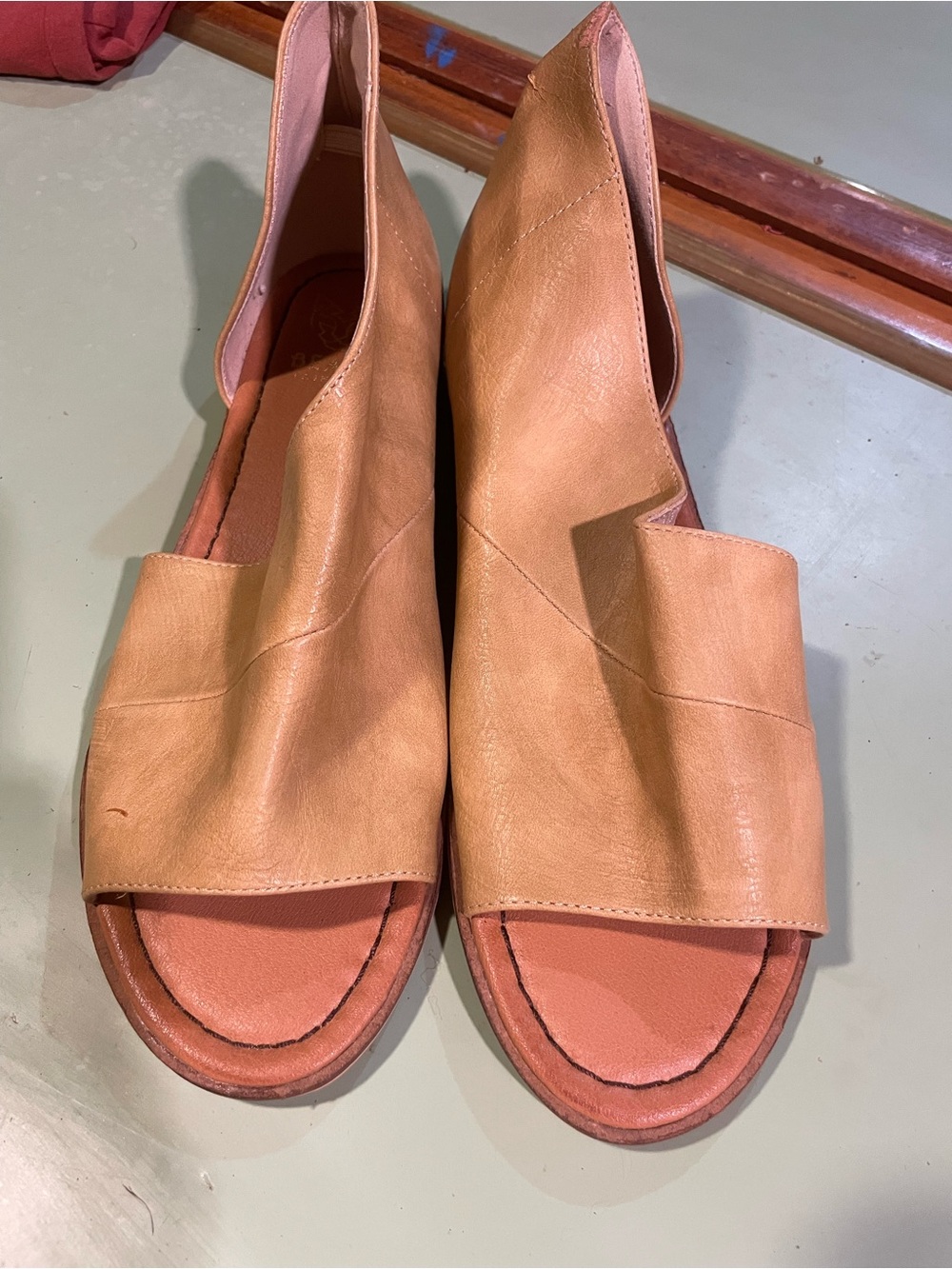 BEAST FASHION Tan Open-Toe Leather Slide Sandals